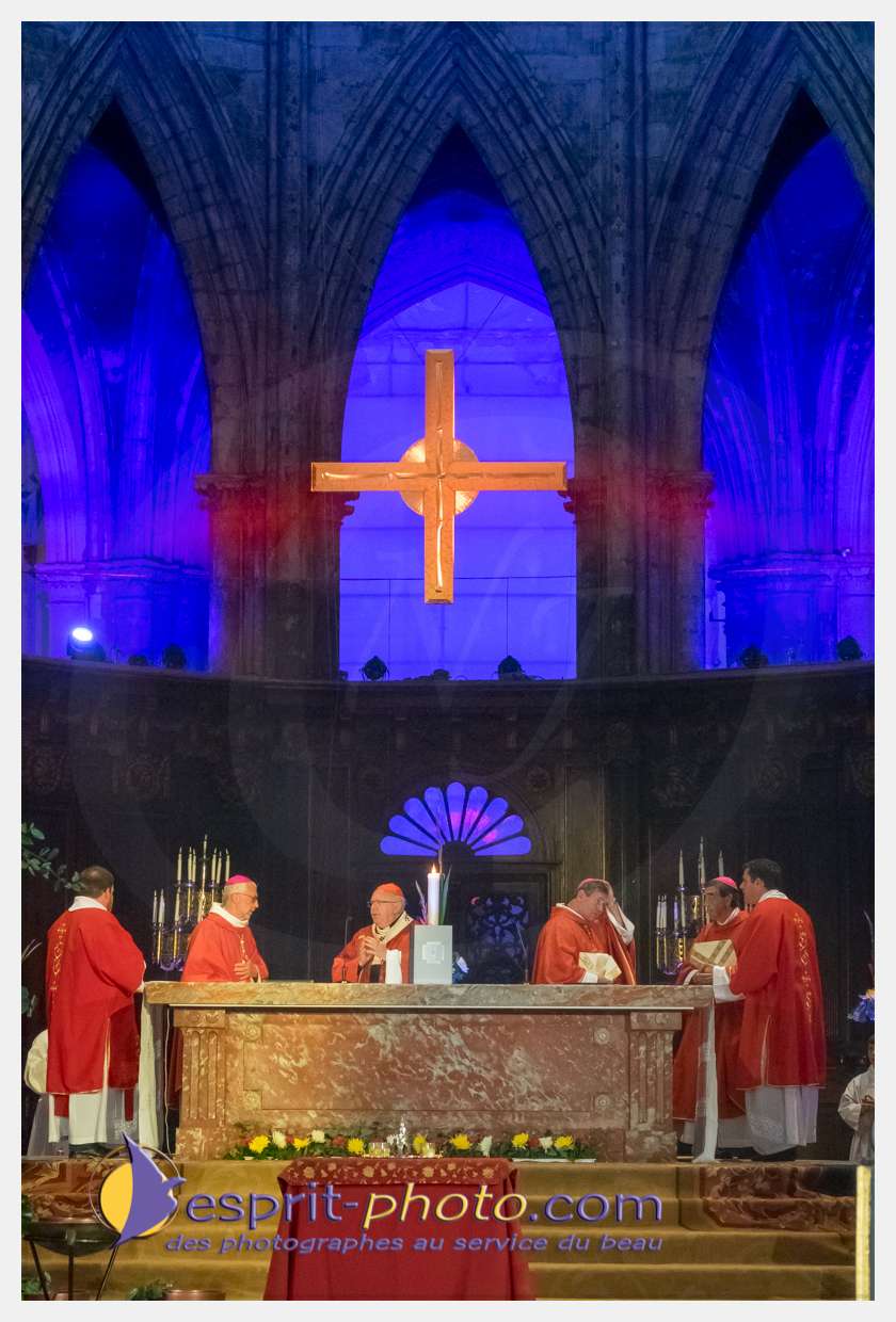 Nom de l'image : S1077140_c_esprit-photo.com — Description :