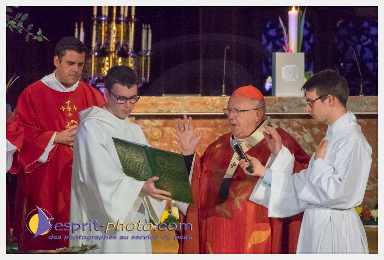 Nom de l'image : S1077173_c_esprit-photo.com — Description :