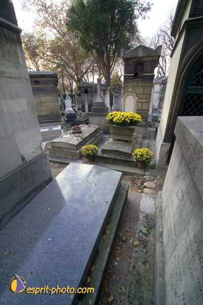 Nom de l'image : D1192G000-1 — Description :  Cimetière Père Lachaise