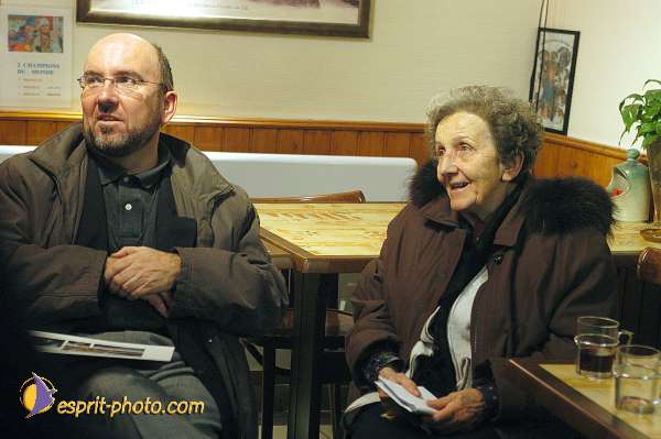 Nom de l'image : D1194313-1 — Description :  Enterrement/Funerailles