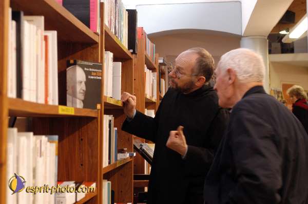 Nom de l'image : D1090340-01 — Description :