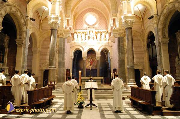 Nom de l'image : D1031308 — Description :  Dominicains de Marseille - Photos pour Magnificat (Perpignan) pl