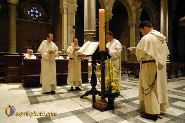 Nom de l'image : D1032349 — Description :  Dominicains de Marseille - Photos pour Magnificat (Perpignan) pl