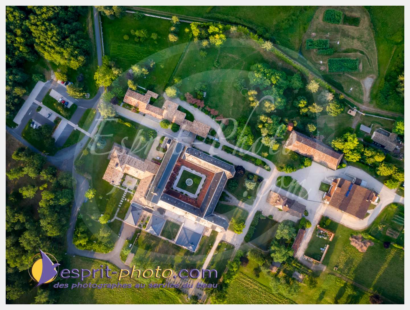 Nom de l'image : 003_DJI03093_c_PhotoGraphiePro — Description :  180702-204942_DJI03093