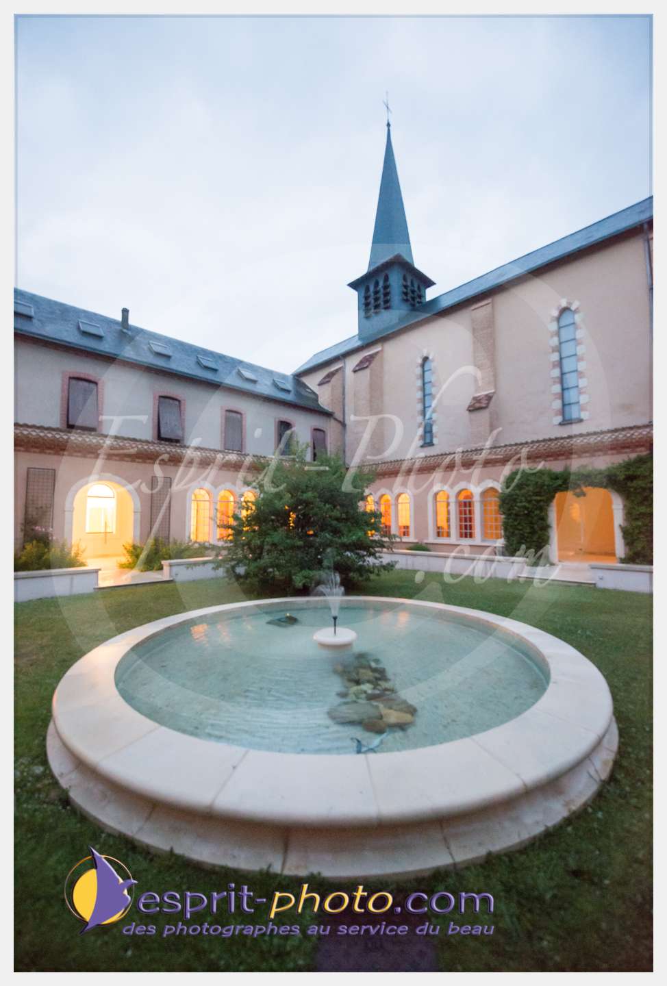 Nom de l'image : 058_D8e140454_c_PhotoGraphiePro — Description :  D8e140454