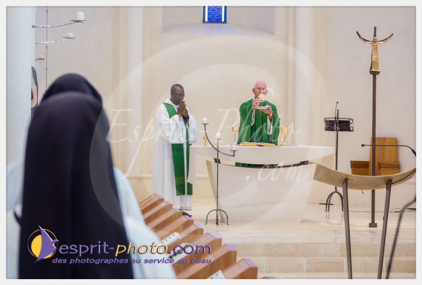 Nom de l'image : 129_S1086857_c_PhotoGraphiePro — Description :  S1086857