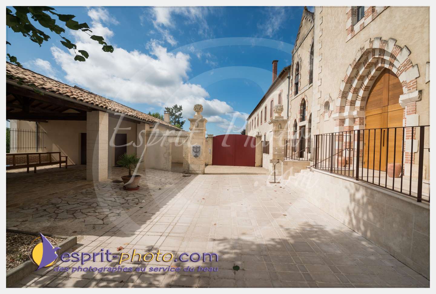 Nom de l'image : 205_D8e141281_c_PhotoGraphiePro — Description :  D8e141281