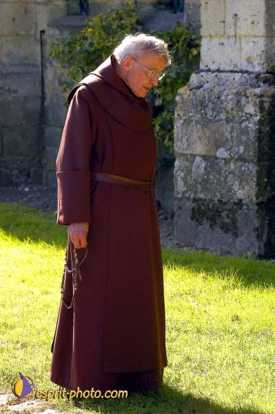 Serviteurs De Jesus Et De Marie