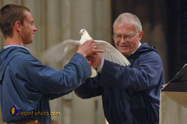 Nom de l'image : D2167841_1 — Description :  Routes de Vèzelay 2006 Pélerinage : Route de Vézelay 28 mai 2006