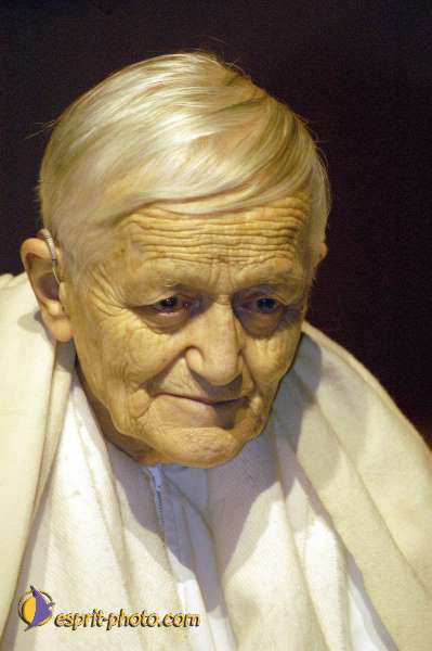 Nom de l'image : D1015321-01 — Description :  Rencontre de Taizé à Paris 2002 (Porte de Versaille & Paroisses