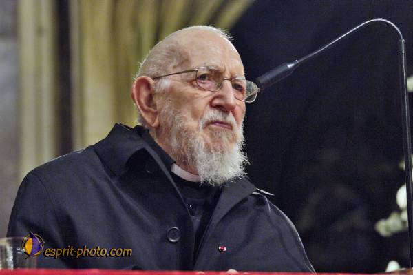 Nom de l'image : D2001100-1 — Description :