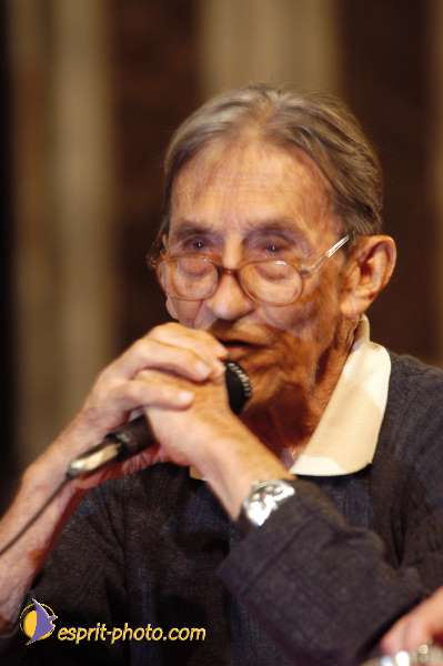 Nom de l'image : D1190337-1 — Description :  Paris - Toussaint 2004