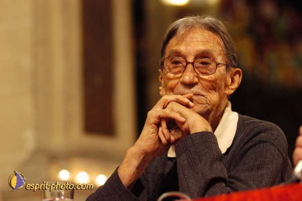 Nom de l'image : D1190449-1 — Description :  Paris - Toussaint 2004