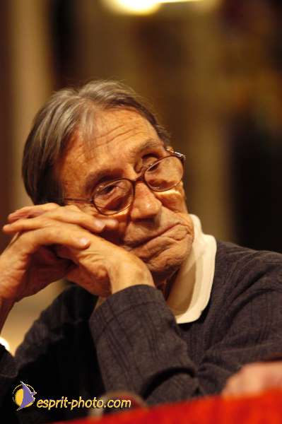 Nom de l'image : D1190453-1 — Description :  Paris - Toussaint 2004