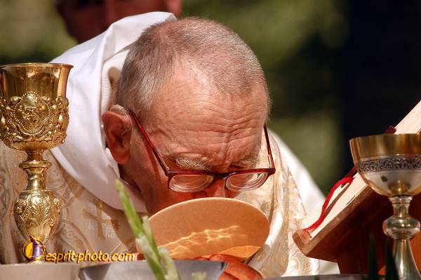 Nom de l'image : D1063646 — Description :  Festival Saint Jean (jeunes de 15-25ans)