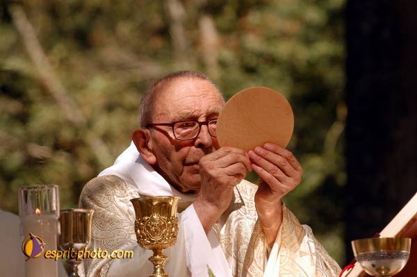 Nom de l'image : D1063648 — Description :  Festival Saint Jean (jeunes de 15-25ans)