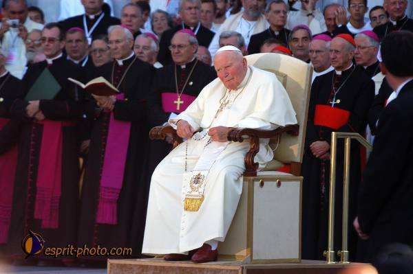 Nom de l'image : D1162756-01 — Description :  Lourdes 2004 - Pèlerinage du Pape à Lourdes