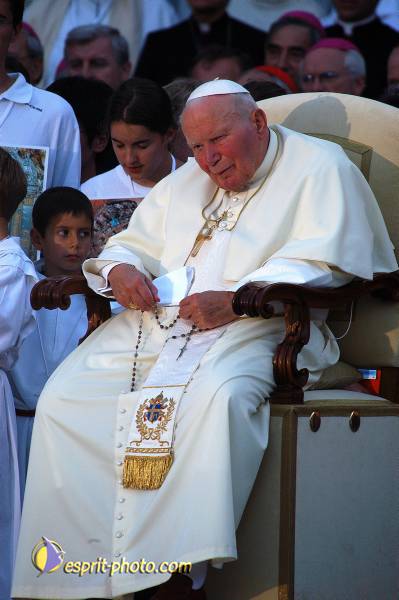 Nom de l'image : D1162775-01 — Description :  Lourdes 2004 - Pèlerinage du Pape à Lourdes