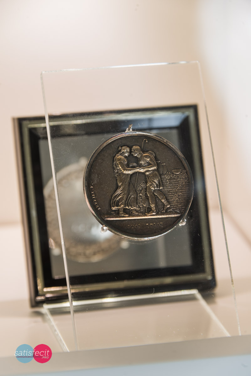 Nom de l'image : 45-Famille-Martin-Alencon_D8e074377_Satisfecit-Editions.fr — Description :  45-Famille-Martin-Alencon_D8e074377