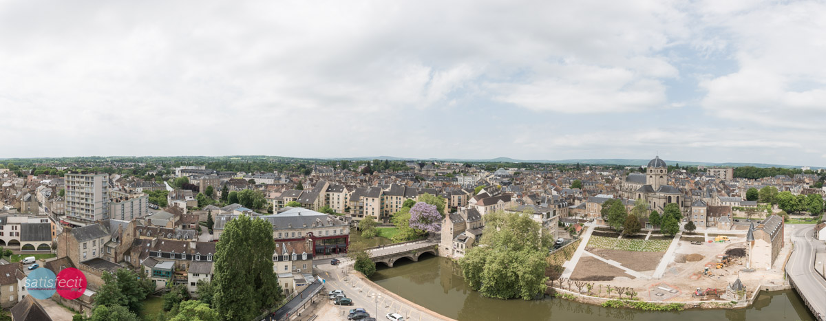 Nom de l'image : 67-Famille-Martin-Alencon_D8e073888-Panorama-2_Satisfecit-Editions.fr — Description :  67-Famille-Martin-Alencon_D8e073888-Panorama-2