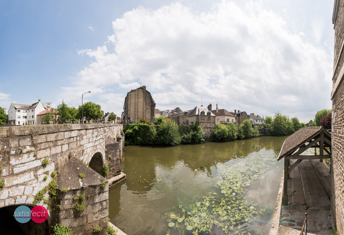 Nom de l'image : 72-Famille-Martin-Alencon_D8e073982-Panorama_Satisfecit-Editions.fr — Description :  72-Famille-Martin-Alencon_D8e073982-Panorama