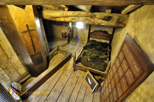 Nom de l'image : D2014323-1 — Description :  Ars village de Saint Jean-Marie Viannay curé d'Ars