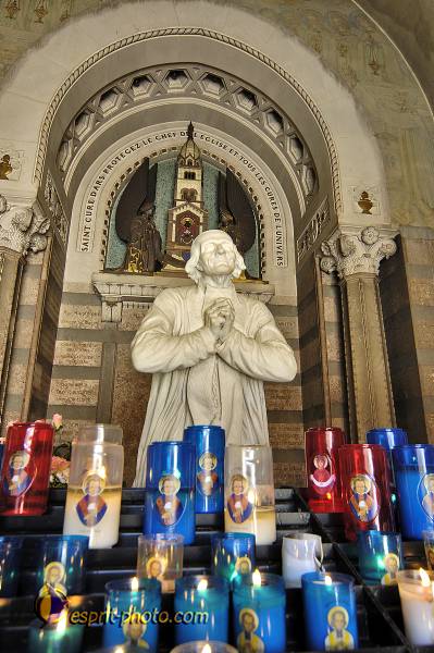 Nom de l'image : D2014377-1 — Description :  Ars village de Saint Jean-Marie Viannay curé d'Ars