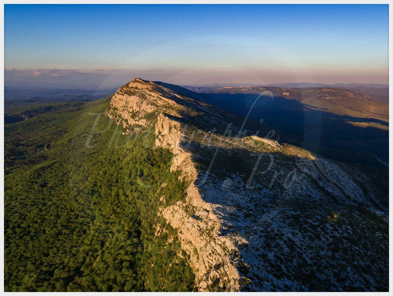 Nom de l'image : 20170428-200613_DJI010846_c_Photographie.Pro — Description :