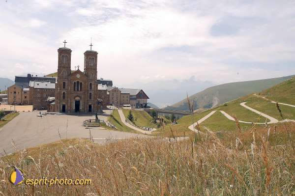 Nom de l'image : D1050651-01 — Description :  Notre Dame de La Salette - Sanctuaire