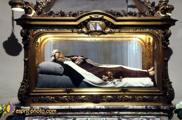 Nom de l'image : EG-R-928 — Description :