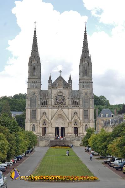 Nom de l'image : 2179661 — Description :