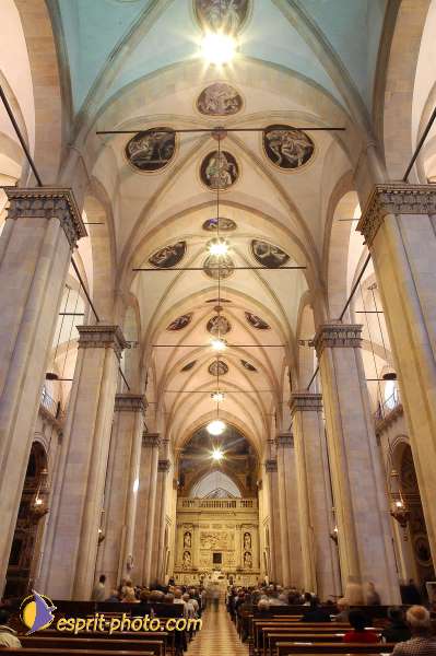 Nom de l'image : D1178797-1 — Description :  Notre Dame de Loreto (Ancona / Italie)