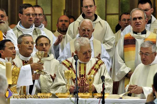 Nom de l'image : D2015144-1 — Description :