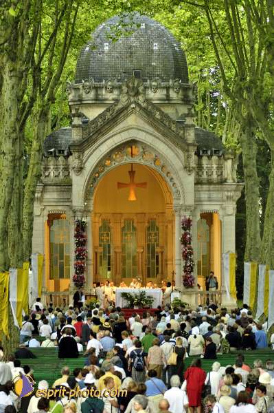 Nom de l'image : D2015677-1 — Description :