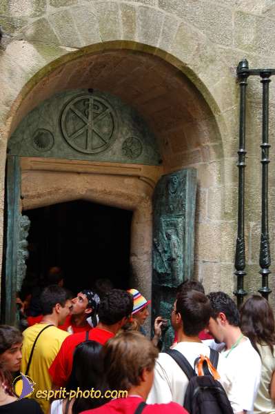 Nom de l'image : D1157123-01 — Description :  Pèlerinage année jubilaire 2004 à St Jacques de Compostelle