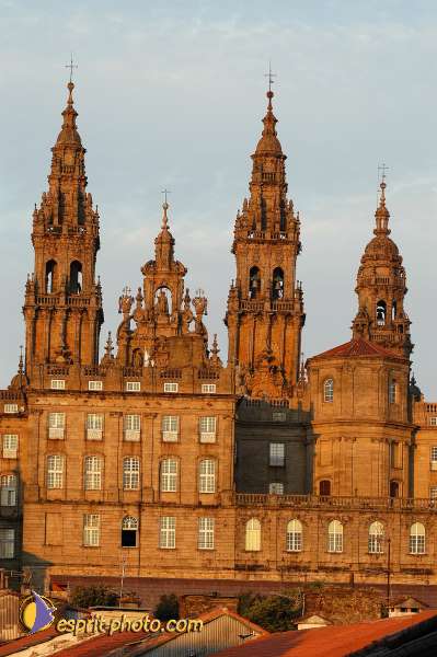 Nom de l'image : D1157480-01 — Description :  Pèlerinage année jubilaire 2004 à St Jacques de Compostelle