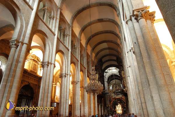 Nom de l'image : D1158473-01 — Description :  Pèlerinage année jubilaire 2004 à St Jacques de Compostelle