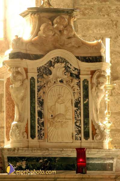 Nom de l'image : D1126850-01 — Description :