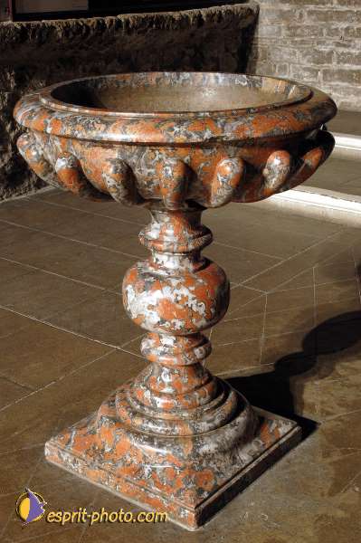 Nom de l'image : D1126894-nef-01 — Description :