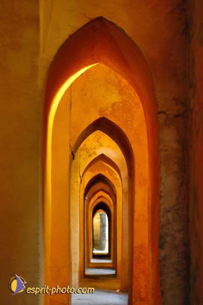 Nom de l'image : D1219969-1 — Description :  Pâques 2005 à Seville (Espagne-Andalusie)