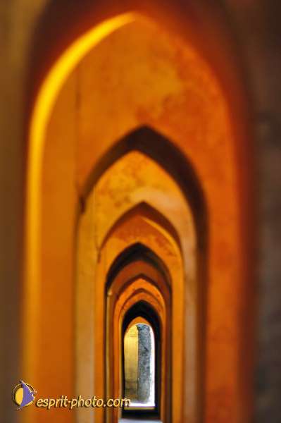 Nom de l'image : D1219977-1 — Description :  Pâques 2005 à Seville (Espagne-Andalusie)