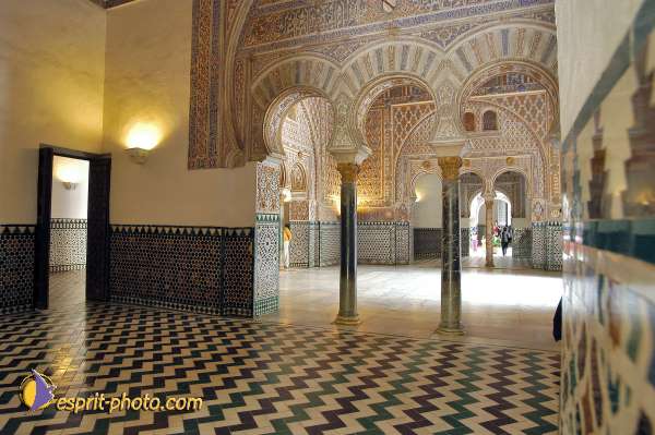 Nom de l'image : D1220015-1 — Description :  Pâques 2005 à Seville (Espagne-Andalusie)