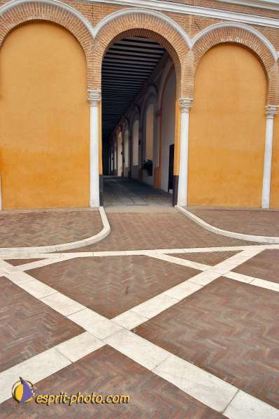 Nom de l'image : E00034906-1 — Description :  Pâques 2005 à Seville (Espagne-Andalusie)