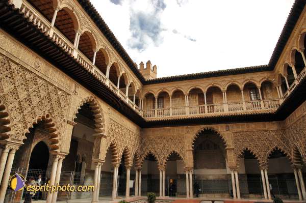 Nom de l'image : E00034941-1 — Description :  Pâques 2005 à Seville (Espagne-Andalusie)
