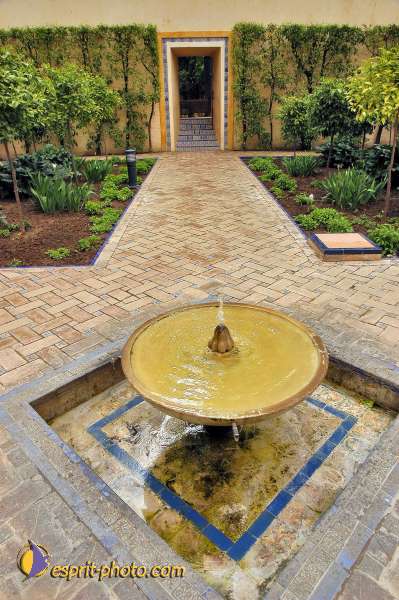 Nom de l'image : E00035003-1 — Description :  Pâques 2005 à Seville (Espagne-Andalusie)