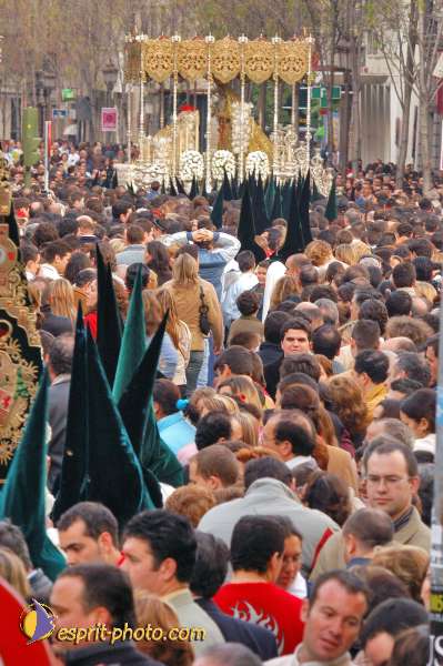 Nom de l'image : D1222199-1 — Description :  Pâques 2005 à Seville (Espagne-Andalusie)
