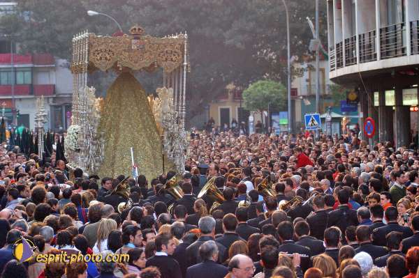 Nom de l'image : D1222422-1 — Description :  Pâques 2005 à Seville (Espagne-Andalusie)