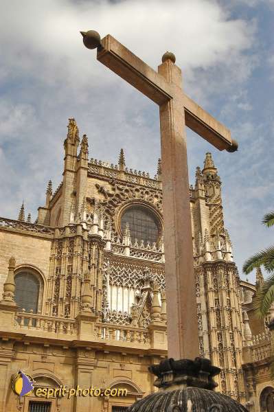 Nom de l'image : D1216972-1 — Description :  Pâques 2005 à Seville (Espagne-Andalusie)