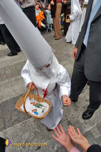 Nom de l'image : E00031663-1 — Description :  Pâques 2005 à Seville (Espagne-Andalusie)