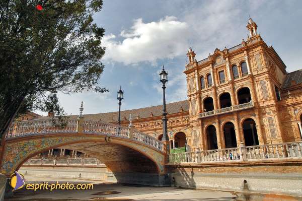 Nom de l'image : D1220338-1 — Description :  Pâques 2005 à Seville (Espagne-Andalusie)